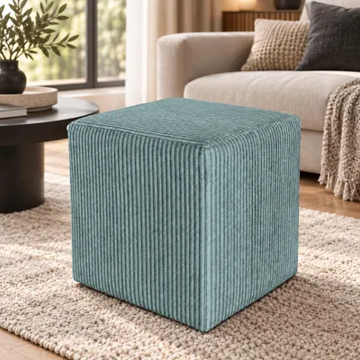 Produktbild von Best For Home | Würfel Pouf Hocker | Salbeigrün Poof Fußhocker | Samt Sitzhocker für Wohnzimmer, Schlafzimmer & Flur | Polster Ottoman | Gepolstert Sitzpuff oder Sitzwürfel für Sofa oder Sessel, KI-generiertes Bild