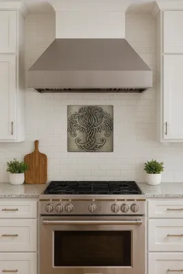 Obrázok produktu pre CopperAndCraft Nerezové nástenné dlaždice 40x40 cm s keltským stromom života, ručne vyrobené kovové nástenné dekorácie, pre kuchyňu kúpeľňu obývačku alebo krbovú stenu