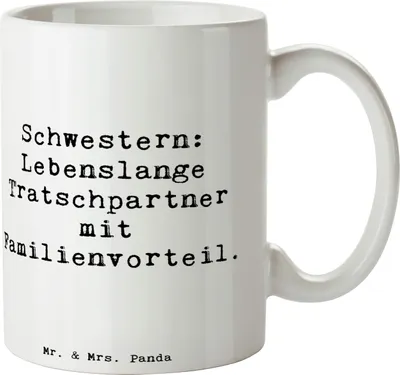Produktbild von Mr. & Mrs. Panda Tasse mit Motiv Spruch Schwestern Tratschpartner - Weiß - Geschenk, Tratsch, Becher, Dankeschön, Schwester, Kaffeetasse, Geburtstage, Familie, Pott, Spaß
