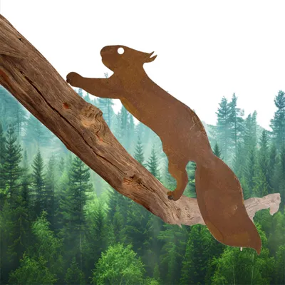 Rostiges Eichhörnchen aus Metall, 32 cm, Gartendeko