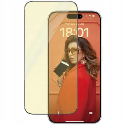 Immagine prodotto di PanzerGlass ® Eyecare Screen Protection iPhone 15 Pro | Ultra-Wide Fit w. EasyAligner