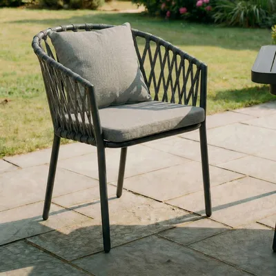 Produktbild von Gartenstuhl Sunny 6er Set, schwarz/grau, robuste Outdoor-Stühle mit Rope Bespannung. Wasserabweisende Sitzpolster, Gestell aus pulverbeschichtetem Aluminium.