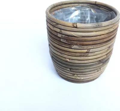 Produktbild von Topf aus natürlichen Materialien im Ballonstreifen-Design, Durchmesser 18 cm, Höhe 16 cm