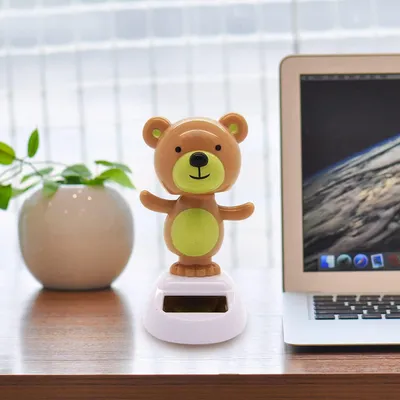 Productafbeelding van Speelfiguur op zonne-energie - Dansende - Wipende op zonne-energie werkende figuur als decoratie - Dashboard - Lichtbruin