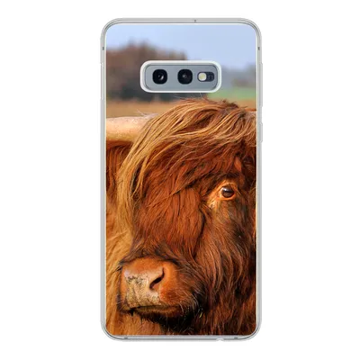 Produktbild von MuchoWow® Handyhülle Schutzhülle Hülle für Samsung Galaxy S10e Schottischer Highlander - Gras - Baum Silikon Softcase Handy Hülle - Handy