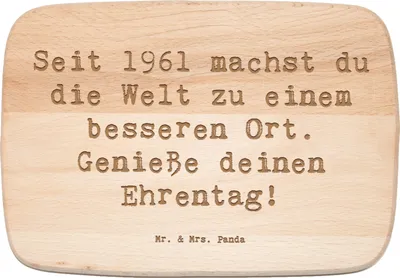 Produktbild von Mr. & Mrs. Panda Holzbrett Spruch 1961 Geburtstag Freuden - Transparent - Geschenk, Erinnerungen, besseren Ort, Happy Birthday, Küchenbrett, Geburtstagsgeschenk, Alter