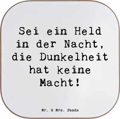 Produktbild von Mr. & Mrs. Panda Holzuntersetzer Spruch Angst vor Dunkelheit überwinden - Weiß - Geschenk, inspirierende Zitate, Motivation, liebevolle Handarbeit, gläseruntersetzer