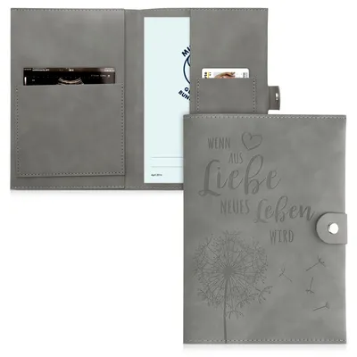 Produktbild von kwmobile Mutterpasshülle aus Kunstleder in Nubuklederoptik - Hülle für deutschen Mutterpass mit extra Fächern - Cover Aus Liebe wird Leben Grau