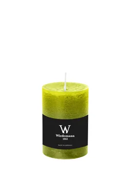 Produktbild von INNA-Glas Votivkerze Aurora, apfelgrün, 14cm, Ø 9,8cm, 100h - Germany - Stumpenkerze