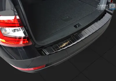 Zdjęcie produktu dla Osłona krawędzi bagażnika Skoda Octavia III. 2017-2020 (kombi, ciemna, matowa)