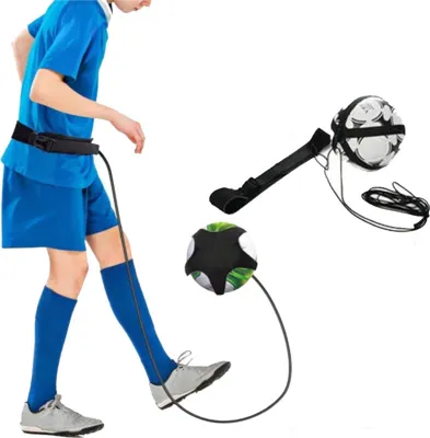 Produktbild von Fußball Kick Trainer, Einstellbarer Fussball Trainingszubehör, Solo Praxis Training Aid mit Verstellbarem Taillengürtel, Fussball Geschenke für Jungen Erwachsene