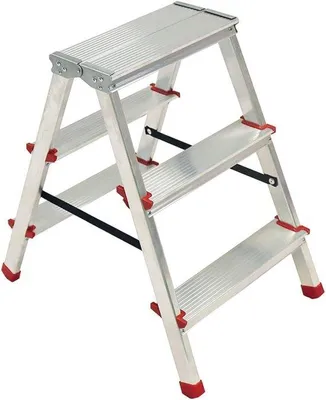 Immagine prodotto di Scala pieghevole in alluminio a 3 gradini, carico massimo 125 kg, antiscivolo