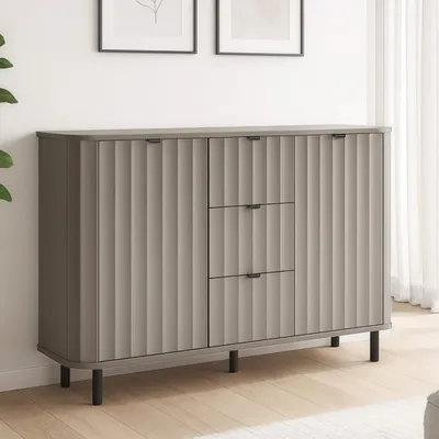 Obrázek produktu pro Belmy Komoda šedá 137 cm VELANO – moderní Sideboard 2 dveře 3 zásuvky drážkovaná čela