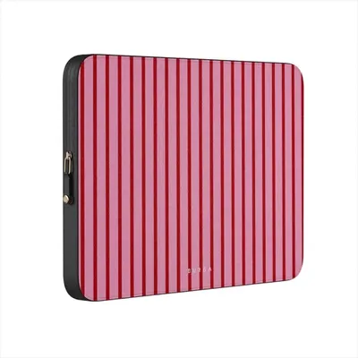 Produktbild von Burga Laptop Hülle 13 Zoll - Laptop Sleeve - Favorite Bikini, KI-generiertes Bild