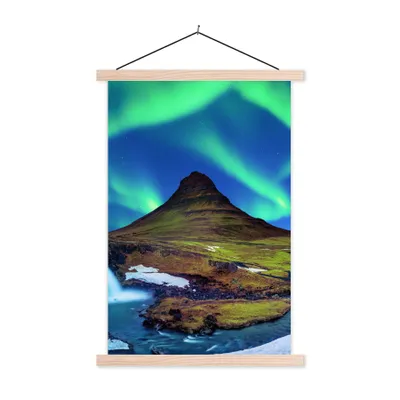 Produktbild von MuchoWow® Textilposter Nordlicht - Sternenhimmel - Island - Berg - Grün - Wasserfall - See 40x60 cm mit holzfarbenen Rahmen - Poster