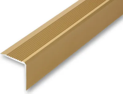 Produktbild von (20,76EUR/m) 53 x 53 x 1700 mm Treppenwinkel goldfarben gebohrt inkl. Montageset Treppenkantenprofil Treppenkante grob gerieft, stabil und rutschhemmend Innenmaß 50 x 50 mm