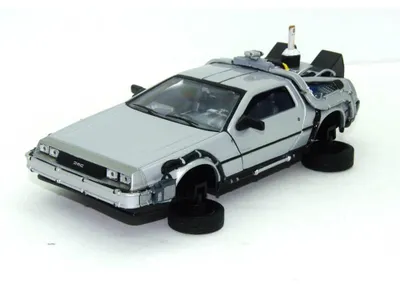 Produktbild von Welly 1/24 DeLorean Zeitmaschine BTTF II Modell 22441FV-GW Flugmodus Auto