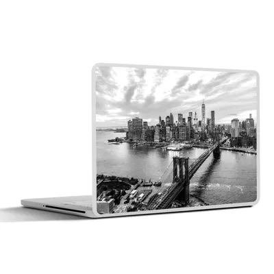 Produktbild von MuchoWow® Laptop Aufkleber Sticker Cover New York - Brooklyn - Brücke - Schwarz - Weiß 30x22 cm - Laptop-Sticker