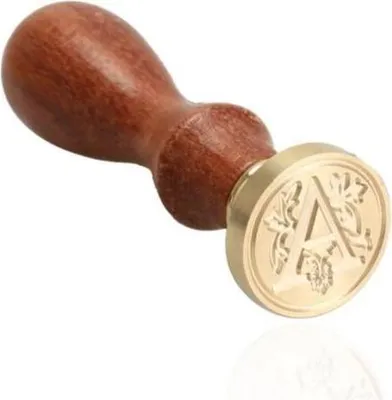 Obrázek produktu pro Pečetní razítko do vosku s písmeny abecedy - Písmeno R.