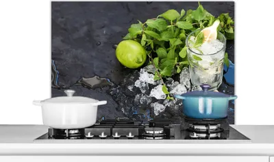 Produktbild von KitchenYeah®  Spritzschutz Küche - Küchenrückwand - Wandschutz für Herd und Spüle - Cocktail - Mojito - Eiswürfel 90x60 - Alu-Dibond (Alternative zum Spritzschutz aus Glas) - Hitzebeständig - Herdspri
