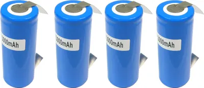 Produktbild von 4x Trade-Shop 26650 Akku Zelle 3000mAh 3,2V Hochstromfest Schnelladefähig Rohzelle zum Selbsteinbau Austausch mit U-Lötfahne im Schrumpfschlauch Ersatzakku Austauschakku Industriezelle