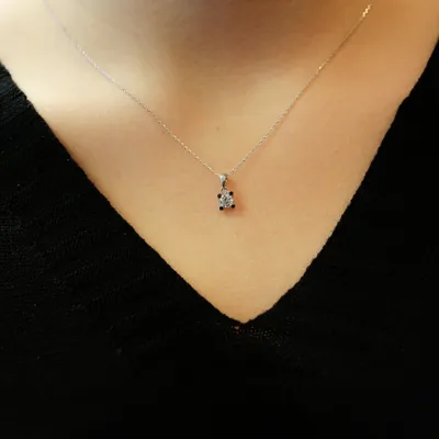 Produktbild von Halskette 0,30 Carat Diamant Anhänger 14 Karat Weißgold