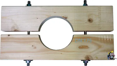 Produktbild von Holzzange die Große für DN 175 Brunnenrohr AD=195mm