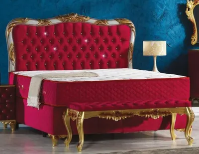 Produktbild von Casa Padrino Barock Samt Bett Bordeauxrot / Silber / Gold - Prunkvolles Doppelbett mit Glitzersteinen und Matratze - Schlafzimmer Möbel im Barockstil