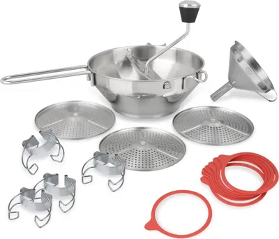 Produktbild von Dr. Oetker Passiergerät-Set, Passiermühle und Einmachtrichter aus Edelstahl, Universalbügel für Verschiedene Weckglasgrößen, Einmachringe zum luftdichten Verschließen, Menge: 1 x 4er Set