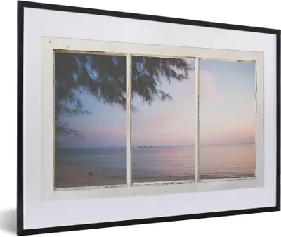 Produktbild von MuchoWow® Gerahmtes Poster Aussicht - Palme - Meer 60x40 cm - Poster mit Schwarzem Bilderrahmen Wandposter Rahmen Foto Bilder - Schlafzimmer - Plakat in Rahmen - Drucken