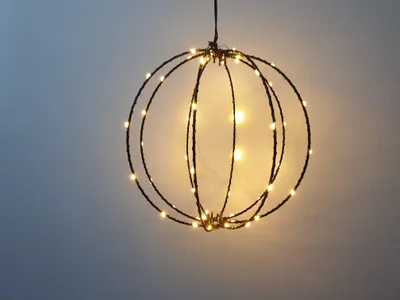 Produktbild von LED Kugel 20cm 50 LEDS Leuchtball extra warmweiß gold leuchtend Batterie Timer