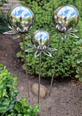 Produktbild von Blütenzauber Paris Rosenkugel 15/15/10 cm Edelstahl poliert Gartenstecker mit Stab 80 cm