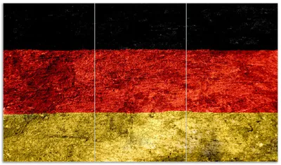Produktbild von Wallario Herdabdeckplatte aus Glas, Größe 90 x 52 cm 3-teilig, Motiv Verwitterte Deutschland-Fahne in schwarz rot gold
