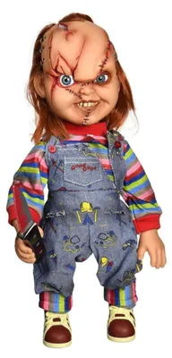 Image de Mezco Chucky – La poupée tueuse parlante, figurine de 38 cm avec 7 phrases