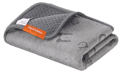 Image de Couverture antidérapante pour chien | Gris taupe | 122 x 61 cm