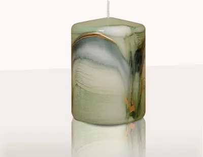 Produktbild von Designkerze Lido Stumpenkerze Waldgrün 100 x Ø 70 mm