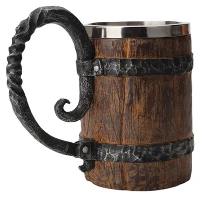 Produktbild von Handgefertigter Bierkrug aus Holzfässern, eimerförmiges Trinkgeschirr mit Henkel, doppelwandiger Cocktailbecher aus Edelstahl