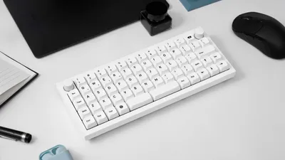 Obrázek produktu pro Mechanická klávesnice Keychron Q15 Max QMK Kabelloss White, Hot-Swap, RGB LED, QWERTY US Layout Q15M-P4
