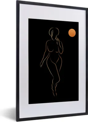 Produktbild von MuchoWow® Gerahmtes Poster Frau - Mond - Schwarz und Gold - Strichzeichnung 40x60 cm - Poster mit Schwarzem Bilderrahmen Wandposter Rahmen Foto Bilder - Poster in Rahmen
