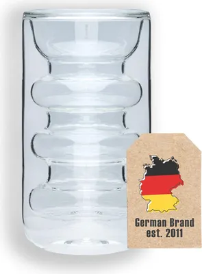 Produktbild von Intirilife Doppelwandiges Thermo Glas - Rillen Style - 260ml Füllmenge - Mundgeblasen isoliert für Latte Macchiato, als Teeglas oder Kaffeeglas mit Henkel