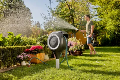 Productafbeelding van Gardena 18616-20, Gardena tuinslangbox RollUp M (wit), 20 meter
