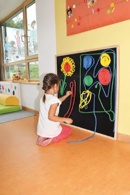 Produktbild von EDUPLAY 120308 Klettboard, 1 x 1 m, schwarz