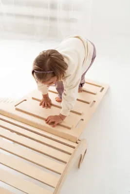 Produktbild von Große Montessori Bogenwippe Kletterbogen + große LEITER Rutsche - natural