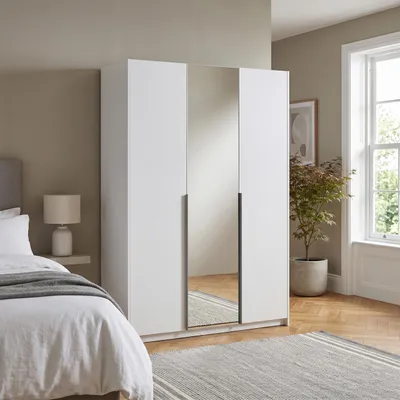 Produktbild von Masseno Drehtürenschrank THALIA 148/204/58cm 3-türig mit Spiegel Weiß