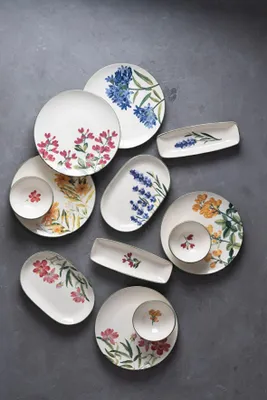 Produktbild von Hermia Concept, Frühstücksset (14 Teile) aus 100% PORZELLAN, 6 Servierplatten (20 cm), 4 Joker-Schalen (10 cm), 2 Ölplatten (19 x 12 cm), 2 Platten (20 x 7 cm) | Spülmaschinen- und mikrowellenfest, ideal für jeden Frühstückstisch!