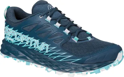 Trailrunning-Schuh "Lycan Woman Gtx" von La Sportiva in Dunkelblau mit türkisfarbenen Akzenten und rutschfester Sohle.