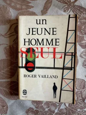Image de Un jeune homme seul
