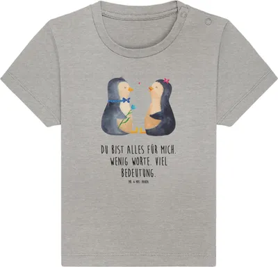 Produktbild von Mr. & Mrs. Panda  T-Shirt Pinguin Pärchen 12. - 18. Monat - Heather Grey - Geschenk, Hochzeit, Kleinkind Shirt, Liebe, Hochzeitstag, Baby, Babyshirt, Hochzeitsgeschenk