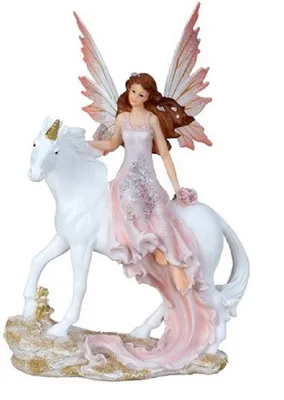 Anmutige Fee die auf einem majestätischen Einhorn reitet. Die Fee hat langes, welliges braunes Haar.