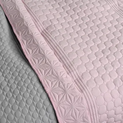 Produktbild von HOMELEVEL Tagesdecke Bett & Sofaüberwurf Bettüberwurf Sofa Tages Decken Betthusse XXL Decke Überwurf (200cm x 220cm, Altrose/Grau gemustert)